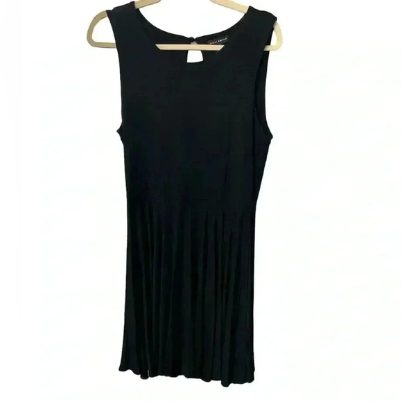 Classic Black A-Line Dress, party or business, Sz L - Picture 1 of 6